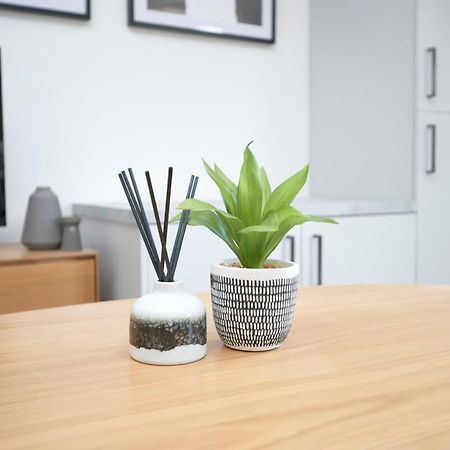 A Stylish Apartment With Parking In Preston بريستون المظهر الخارجي الصورة