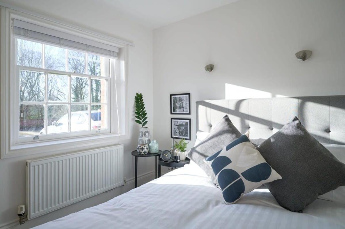 A Stylish Apartment With Parking In Preston بريستون المظهر الخارجي الصورة