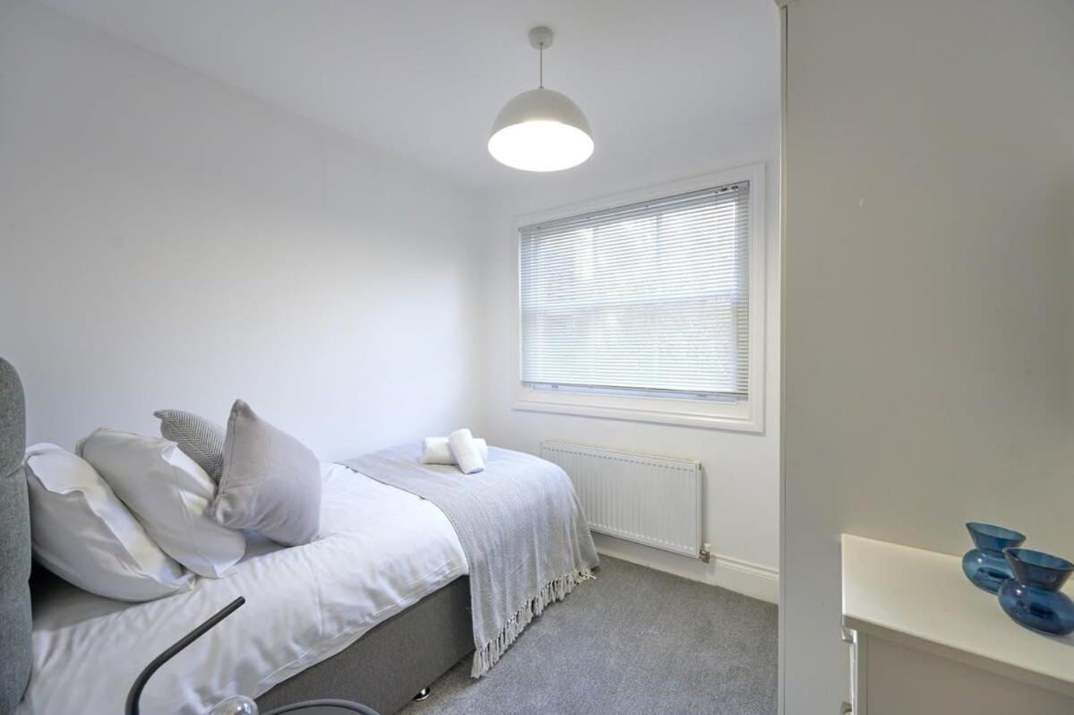 A Stylish Apartment With Parking In Preston بريستون المظهر الخارجي الصورة