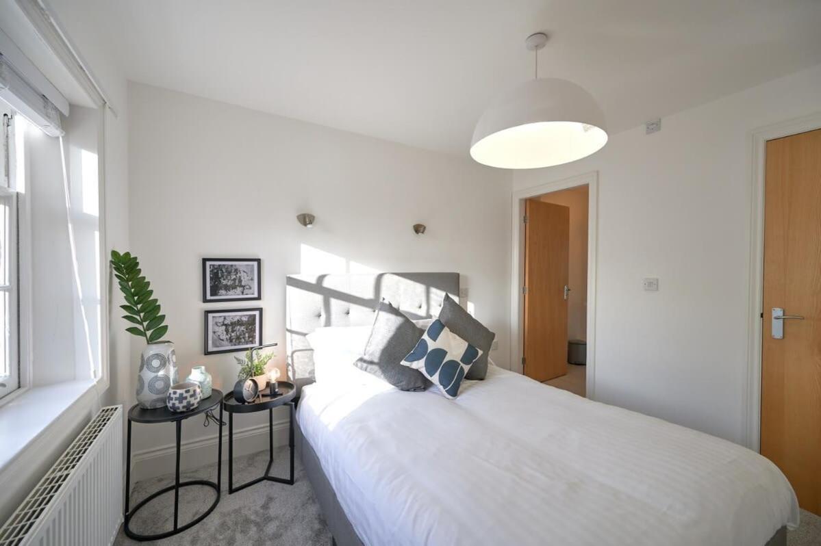 A Stylish Apartment With Parking In Preston بريستون المظهر الخارجي الصورة