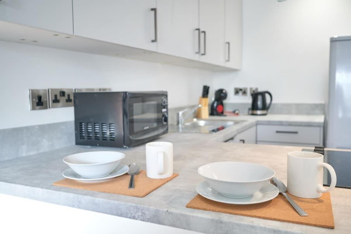 A Stylish Apartment With Parking In Preston بريستون المظهر الخارجي الصورة